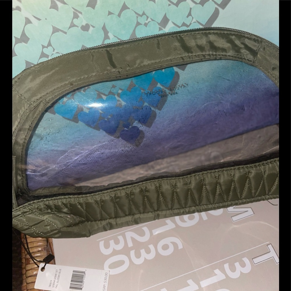 NWT Taylor Brooke NY Clear Cosmetic/Travel Bag
